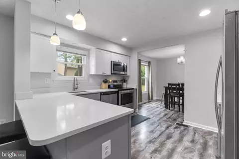 Kitchen - 1412 Rollinghouse Dr, Frederick, MD 21703 photo 5 of 6