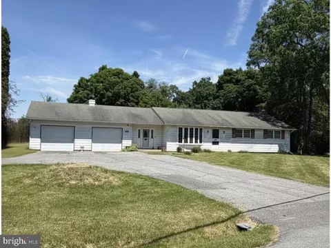 107 Eyler Rd, Thurmont, MD 21788