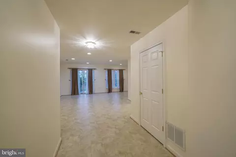 Entry Way - 2574 Carrington Way, Frederick, MD 21702 photo 3 of 12