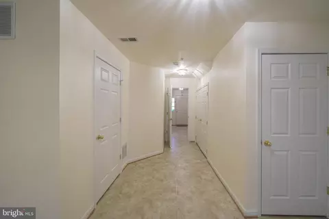 Entry Way - 2574 Carrington Way, Frederick, MD 21702 photo 4 of 12