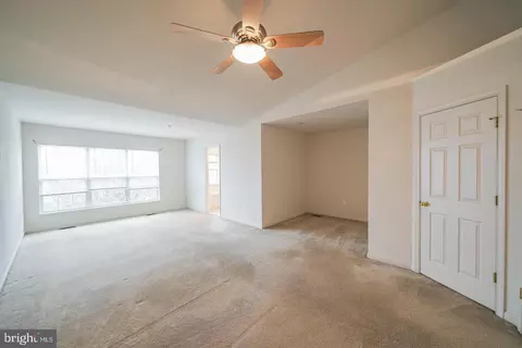 Living - 2574 Carrington Way, Frederick, MD 21702 photo 13 of 14
