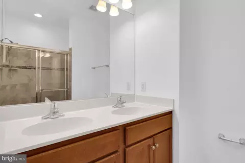 Entry Way - 106 Mill Pond Rd, Frederick, MD 21701 photo 3 of 4