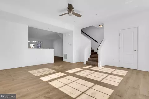 Entry Way - 106 Mill Pond Rd, Frederick, MD 21701 photo 1 of 4