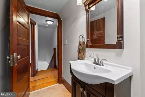 Entry Way - 551 E Church St, Frederick, MD 21701 photo 10 of 10