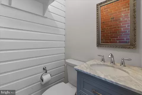 Entry Way - 551 E Church St, Frederick, MD 21701 photo 9 of 10