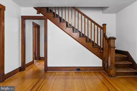 Entry Way - 551 E Church St, Frederick, MD 21701 photo 3 of 10