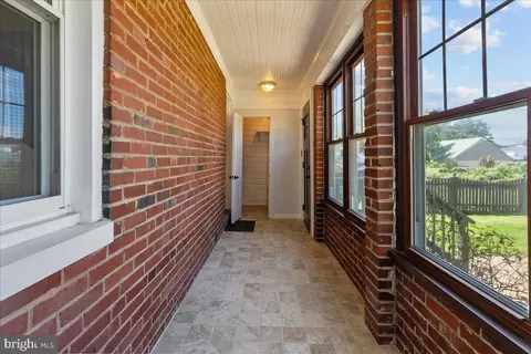 Entry Way - 551 E Church St, Frederick, MD 21701 photo 8 of 10