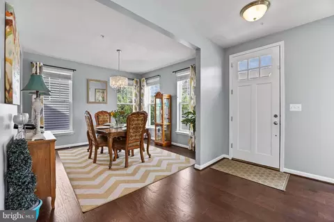 Entry Way - 8421 Pine Bluff Rd, Frederick, MD 21704 photo 4 of 8