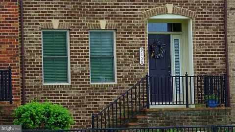 Exterior - 9150 Kenway Ln, Frederick, MD 21704 photo 6 of 12