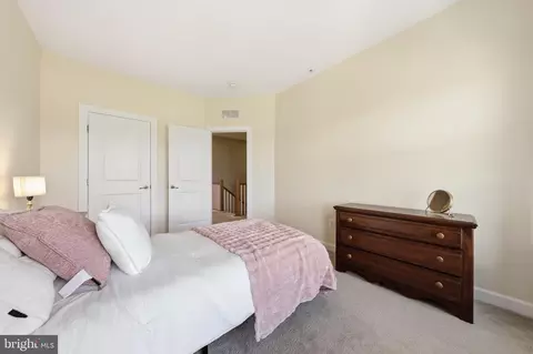 Bedroom - 9150 Kenway Ln, Frederick, MD 21704 photo 3 of 5