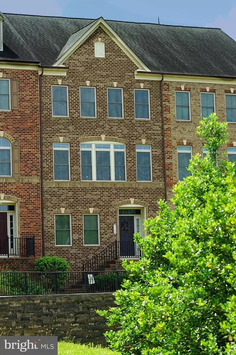Exterior - 9150 Kenway Ln, Frederick, MD 21704 photo 8 of 12