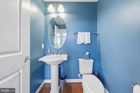 Entry Way - 9150 Kenway Ln, Frederick, MD 21704 photo 6 of 7