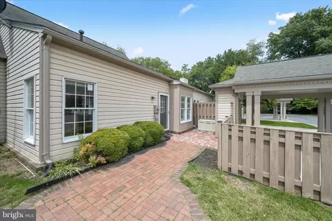 Exterior - 900 Mclendon Dr, Frederick, MD 21702 photo 2 of 13