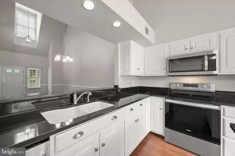Kitchen - 900 Mclendon Dr, Frederick, MD 21702 photo 3 of 7