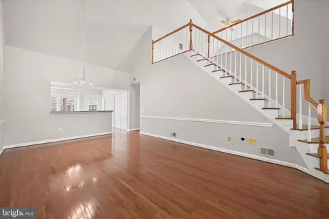 Living - 900 Mclendon Dr, Frederick, MD 21702 photo 7 of 9