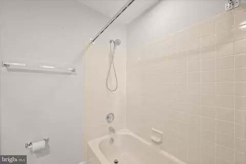 Bath - 900 Mclendon Dr, Frederick, MD 21702 photo 2 of 2