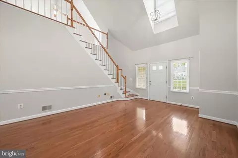 Living - 900 Mclendon Dr, Frederick, MD 21702 photo 4 of 9