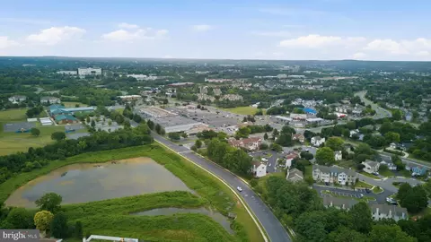 View/Area - 5624 Rockledge Ct, Frederick, MD 21703 photo 10 of 10