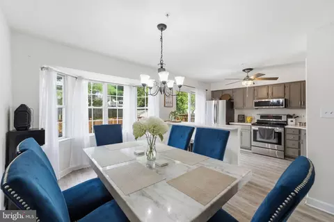 Dining - 5624 Rockledge Ct, Frederick, MD 21703 photo 3 of 5