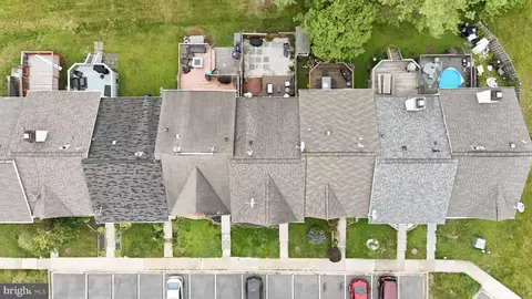 View/Area - 5624 Rockledge Ct, Frederick, MD 21703 photo 7 of 10