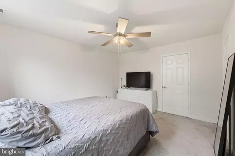 Bedroom - 5624 Rockledge Ct, Frederick, MD 21703 photo 6 of 6