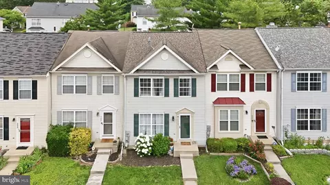 View/Area - 5624 Rockledge Ct, Frederick, MD 21703 photo 3 of 10