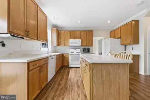 Kitchen - 612 Bushytail Dr, Frederick, MD 21703 photo 2 of 3