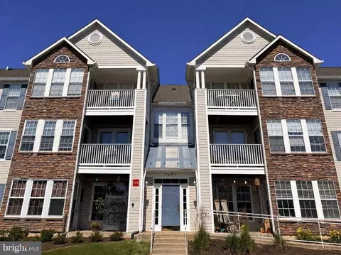 5600 Avonshire Pl #M, Frederick, MD 21703