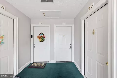 Entry Way - 2112 Whitehall Rd #2C, Frederick, MD 21702 photo 14 of 16