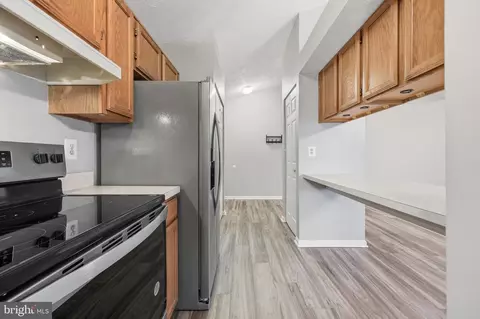 Entry Way - 2112 Whitehall Rd #2C, Frederick, MD 21702 photo 11 of 16