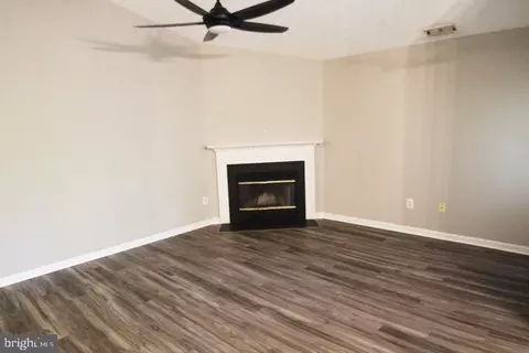 Living - 2112 Whitehall Rd #2C, Frederick, MD 21702 photo 3 of 4