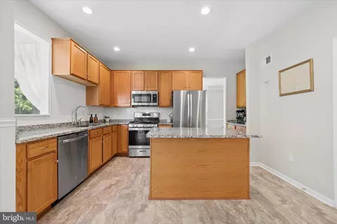 Kitchen - 604 Bushytail Dr, Frederick, MD 21703 photo 2 of 6
