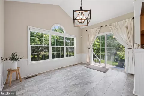 Entry Way - 604 Bushytail Dr, Frederick, MD 21703 photo 9 of 13