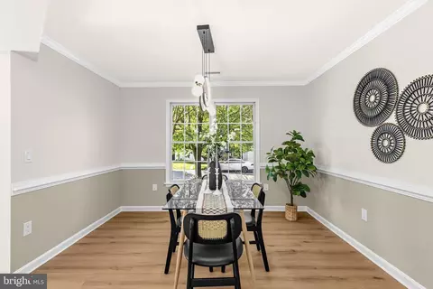 Dining - 1014 Eastbourne Ter, Frederick, MD 21702 photo 2 of 3
