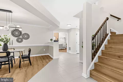 Entry Way - 1014 Eastbourne Ter, Frederick, MD 21702 photo 1 of 6