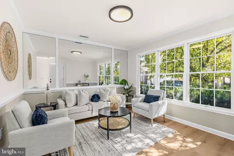 Living - 1014 Eastbourne Ter, Frederick, MD 21702 photo 1 of 2