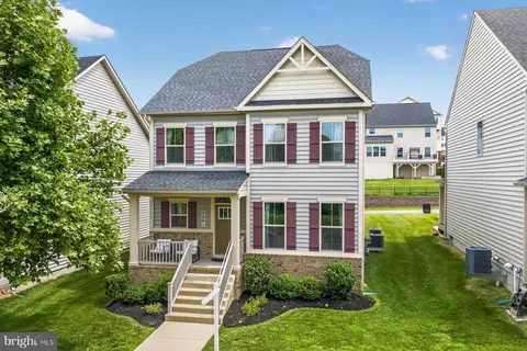 5861 Oakdale Village Rd, Ijamsville, MD 21754