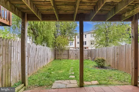 Exterior - 1603 Jennings Ct, Frederick, MD 21702 photo 8 of 12