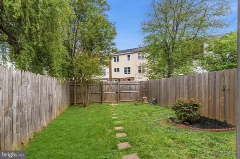 Exterior - 1603 Jennings Ct, Frederick, MD 21702 photo 9 of 12