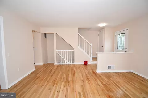 Living - 1666 Colonial Way, Frederick, MD 21702 photo 2 of 14