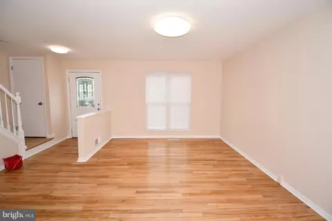 Living - 1666 Colonial Way, Frederick, MD 21702 photo 5 of 14
