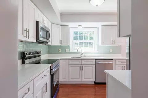 Kitchen - 2433 Dunmore Ct, Frederick, MD 21702 photo 4 of 4