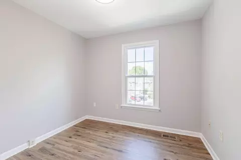 Bedroom - 2433 Dunmore Ct, Frederick, MD 21702 photo 5 of 8