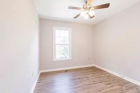 Bedroom - 2433 Dunmore Ct, Frederick, MD 21702 photo 3 of 8