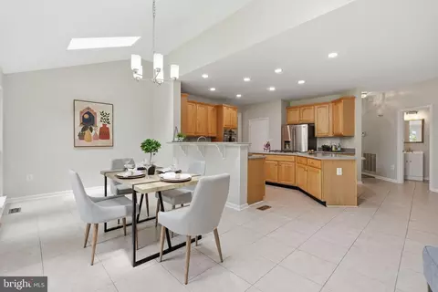 Dining - 9052 Major Smith Ln, Frederick, MD 21704 photo 3 of 5
