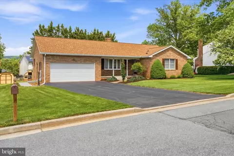 Exterior - 12 Caroline Dr, Middletown, MD 21769 photo 2 of 16