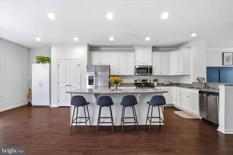 Kitchen - 5923 Leben Dr, Frederick, MD 21703 photo 2 of 4