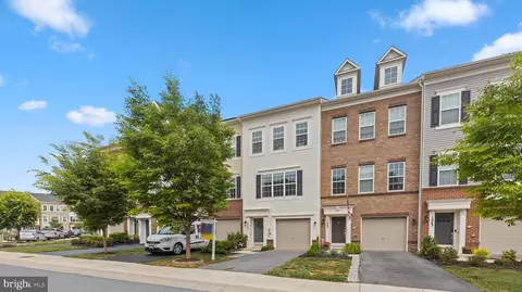 5967 Whelan Ln, Frederick, MD 21703