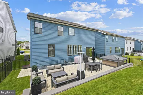Exterior - 809 Foundry St, Frederick, MD 21701 photo 4 of 4