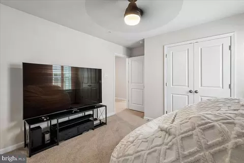 Bedroom - 809 Foundry St, Frederick, MD 21701 photo 3 of 4
